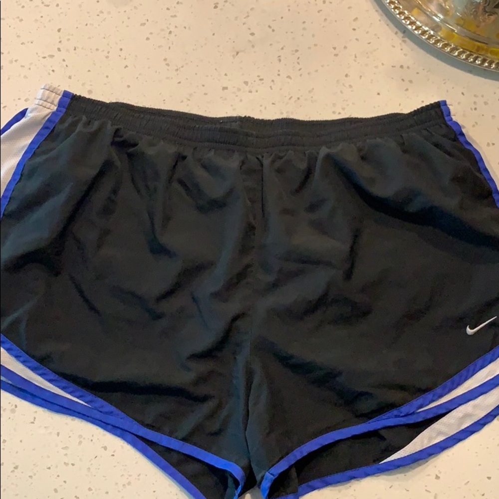 Nike tempo running shorts xxl